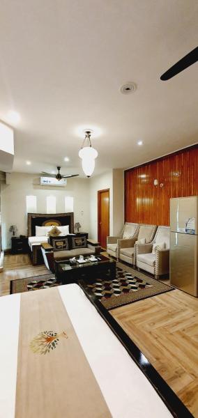 Park View Hotel Gulberg